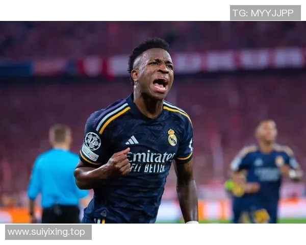 国际足联俱乐部世界杯克鲁塞罗队罗德里格尼奥射门